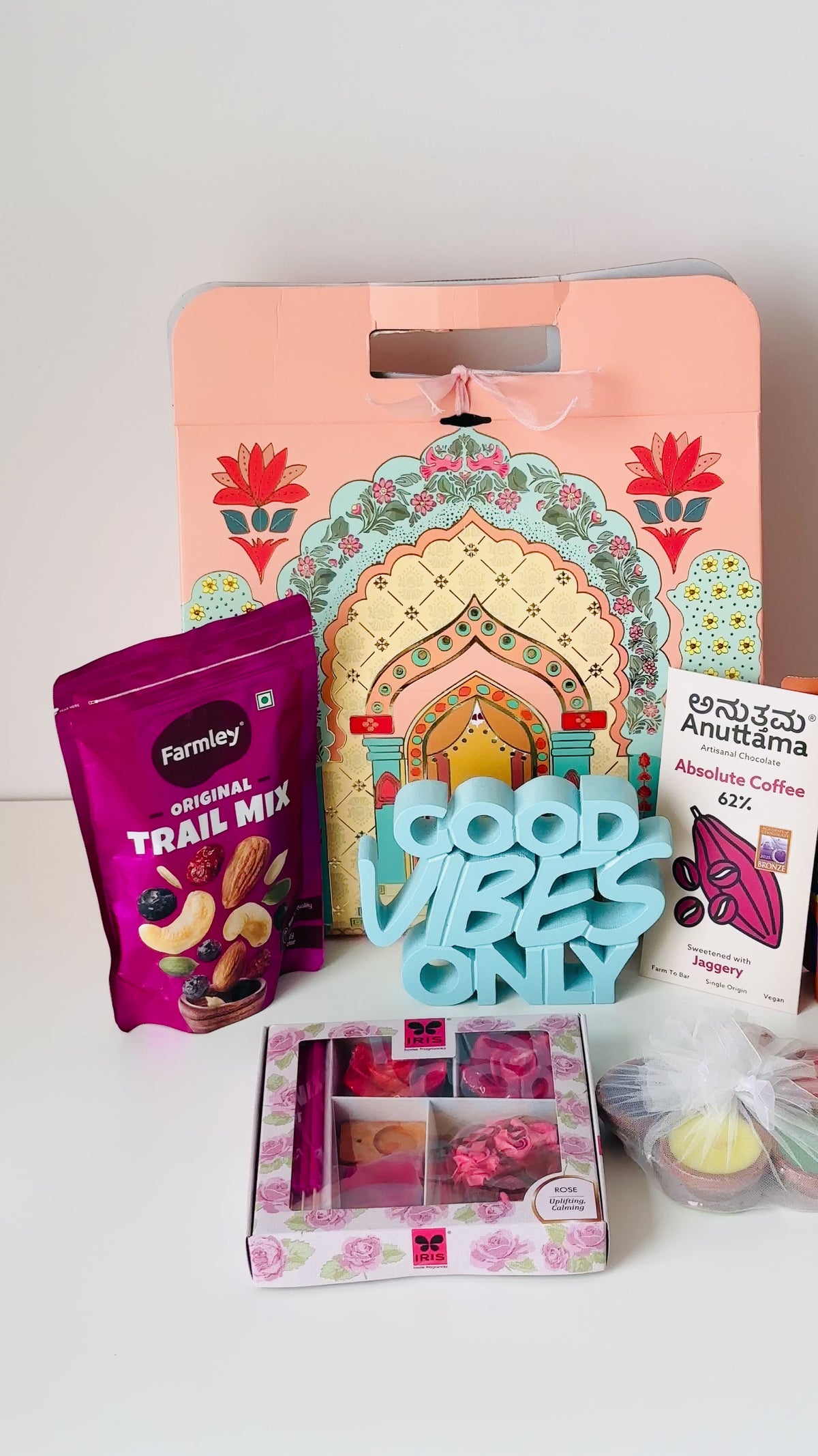 Good Vibes Only : Festive Hamper